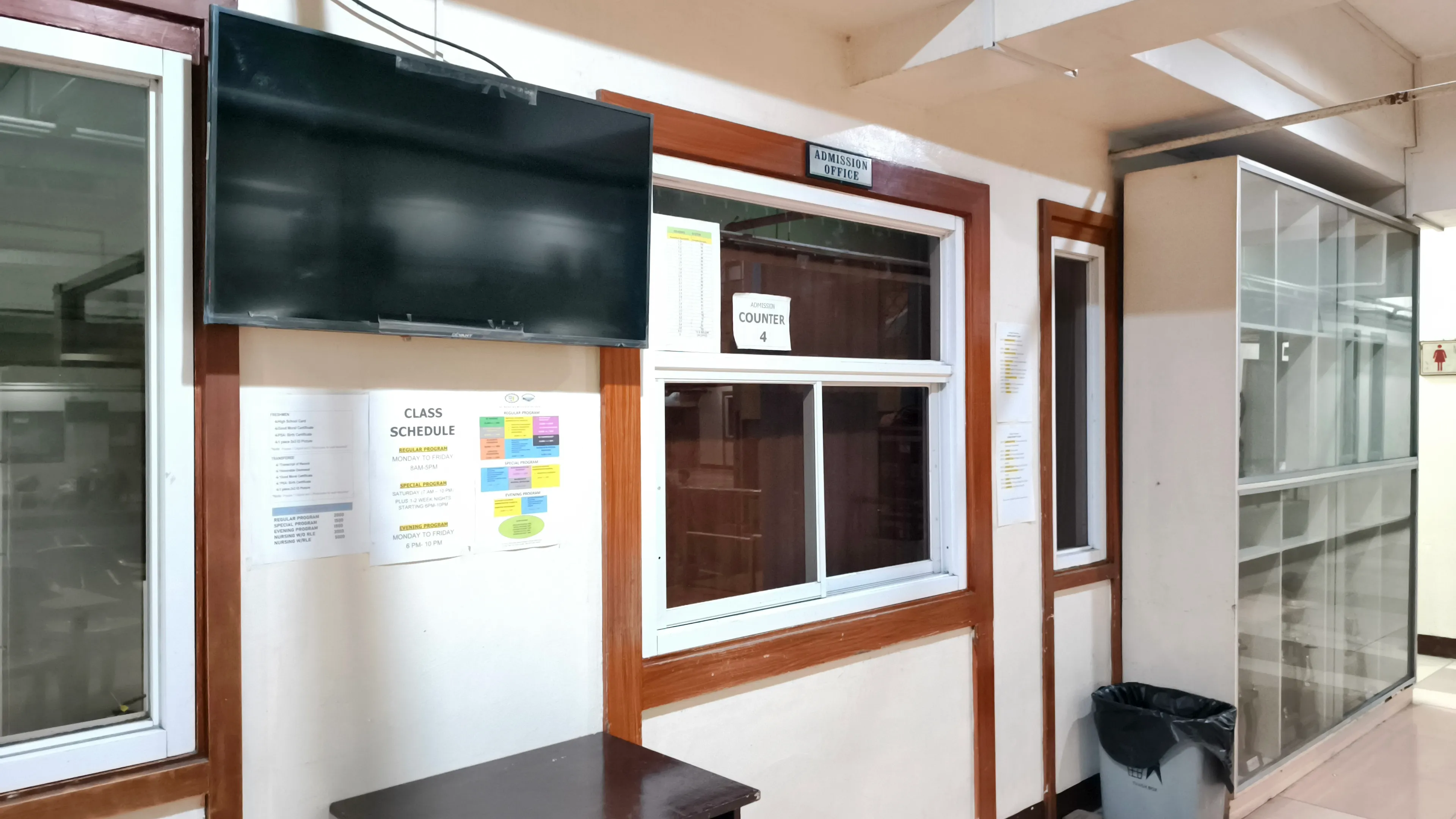 Admission Office - Photo 2